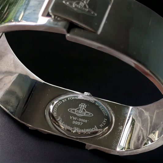 Vivienne Westwood – Bangle Wristwatch