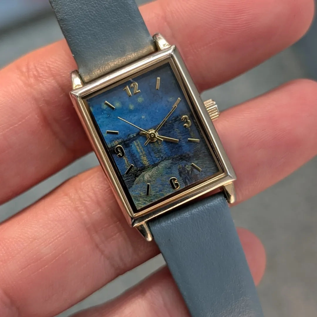 Bleu Bleuet, Tokyo  "starry night over the rhônes" by Vincent van Gogh