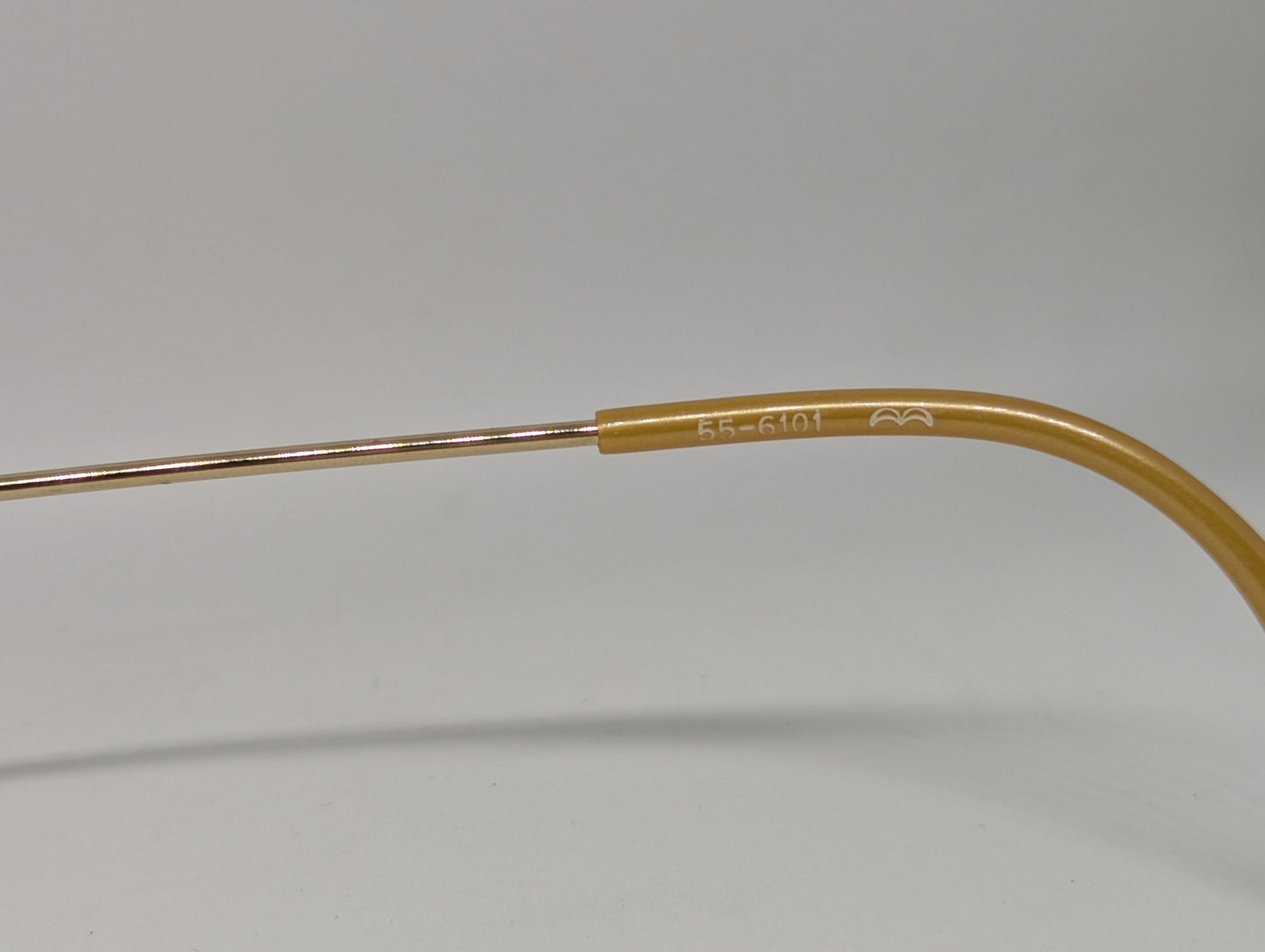 Jean Paul Gaultier 

model: 55-6101