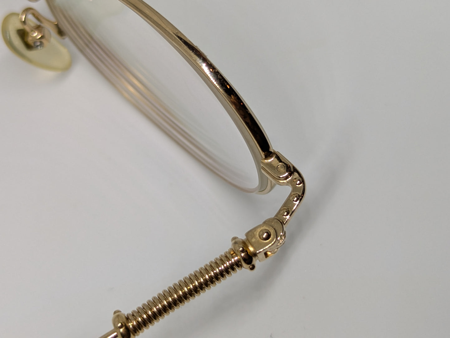 Jean Paul Gaultier 

model: 55-6101